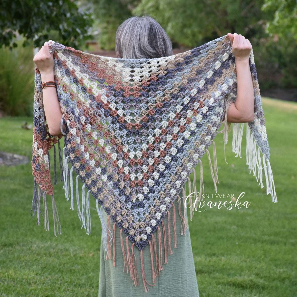 Crochet Triangle Shawl La LUCIA
