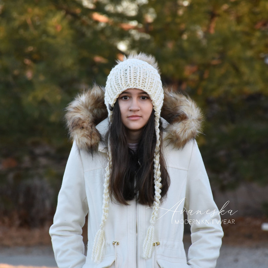 Knit Chunky Woolen Winter Bonnet Style Hat With Faux Fur Pom