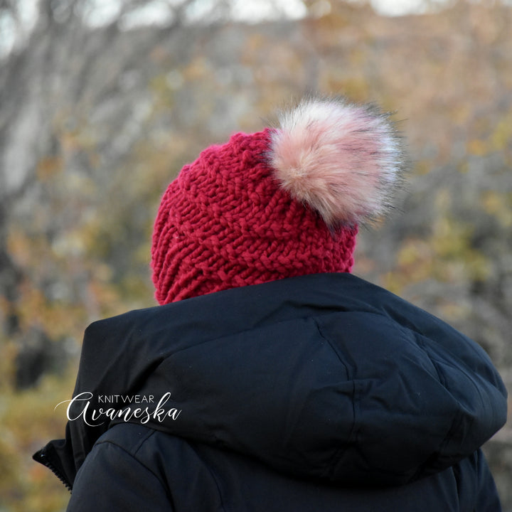 Bonnet Style Fitted Hat | The LADY