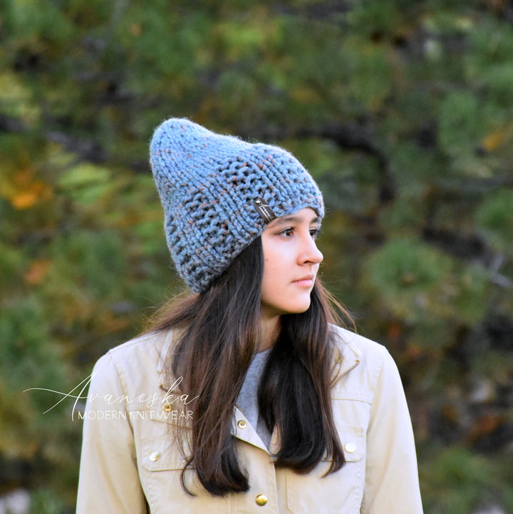 Woman's Chunky Woolen Knit Beanie Hat