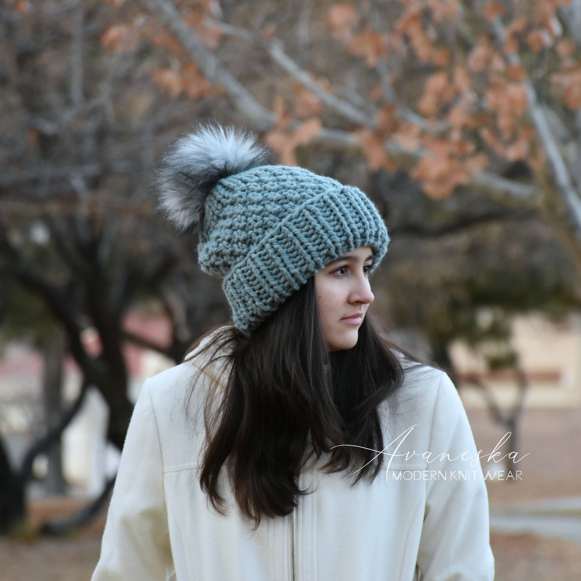 Woman's Knit Chunky Fold Over Brim Hat with Faux Fur Pom Pom