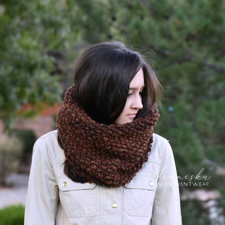 Woman's Knit Crochet Wool Winter Bulky Chunky Collar Scarf