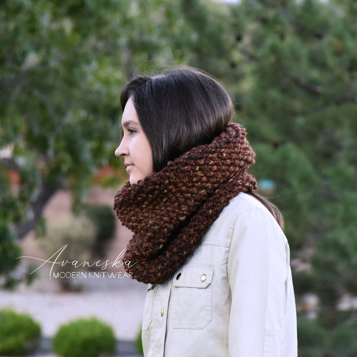 Woman's Knit Crochet Wool Winter Bulky Chunky Collar Scarf