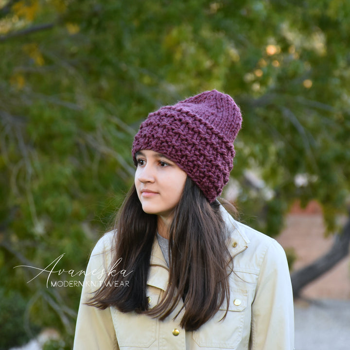 Woman's Chunky Woolen Knit Beanie Hat