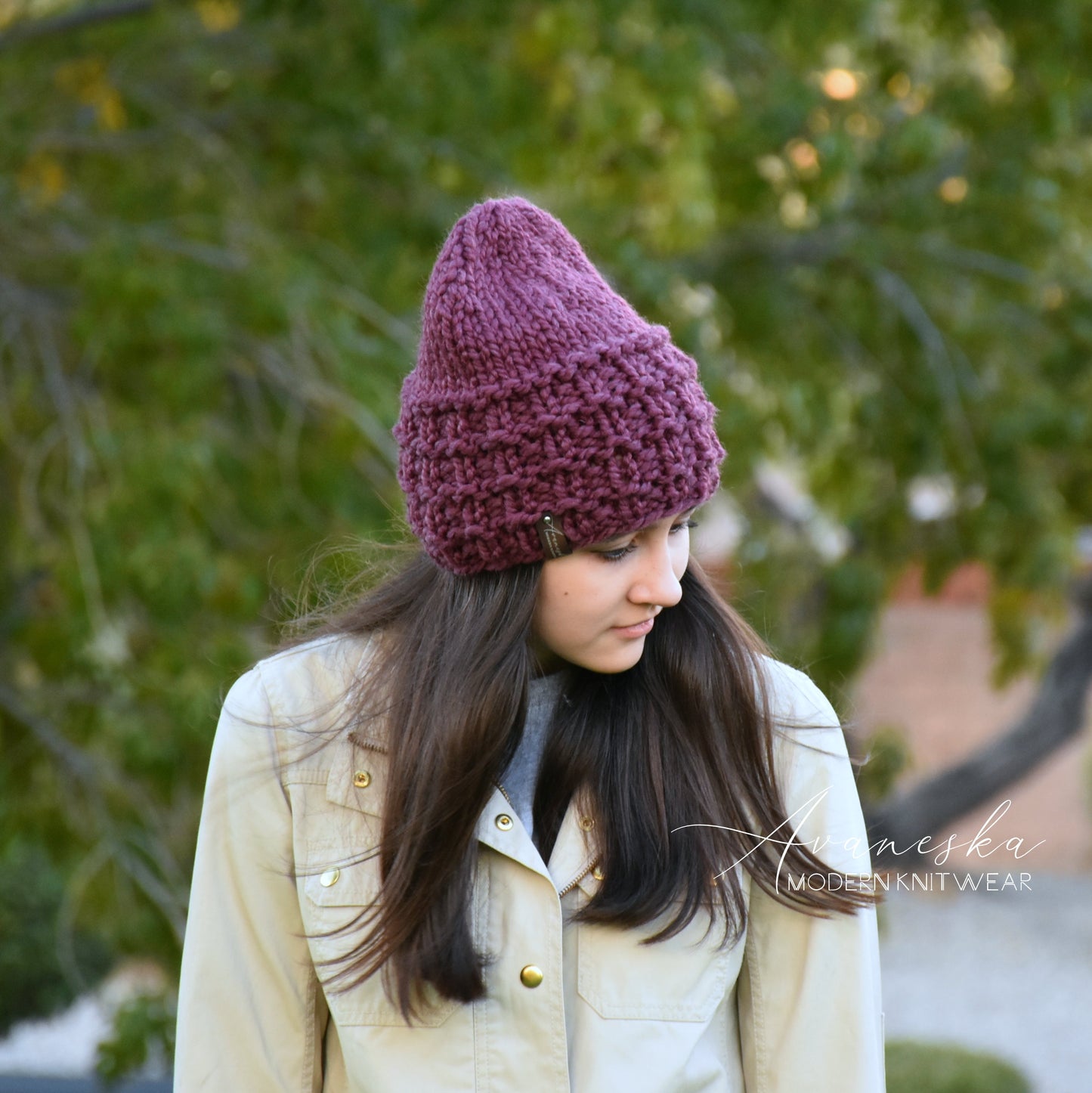 Woman's Chunky Woolen Knit Beanie Hat