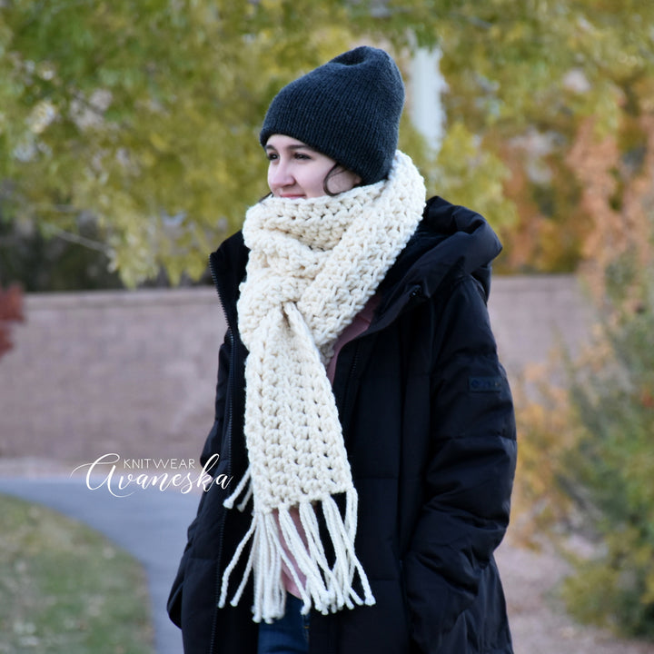 SALE Chunky Classic Long Fringed Scarf | THE ALPINE