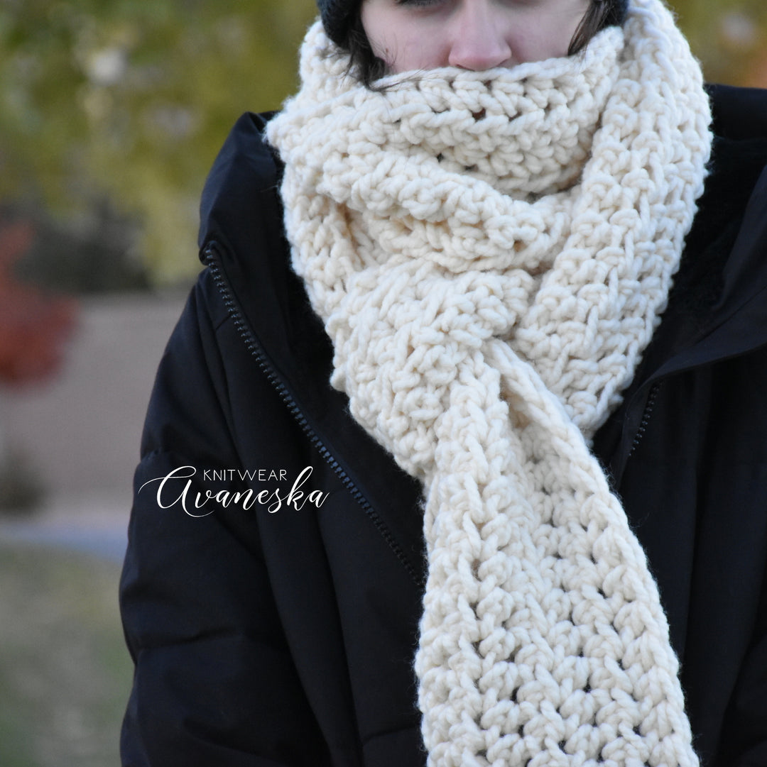 Chunky Classic Long Fringed Scarf | THE ALPINE