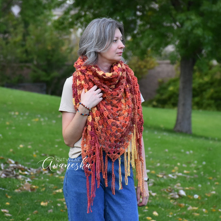 Woolen Triangle Fringed Shawl | La Carmella