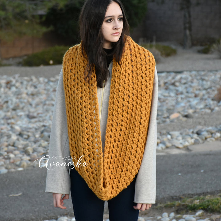 Chunky Infinity Scarf | THE VIENNA