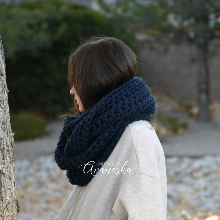 Chunky Infinity Scarf | THE ROCHESTER