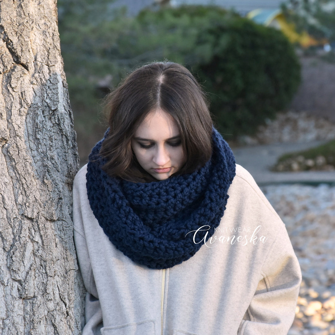 Chunky Infinity Scarf | THE ROCHESTER
