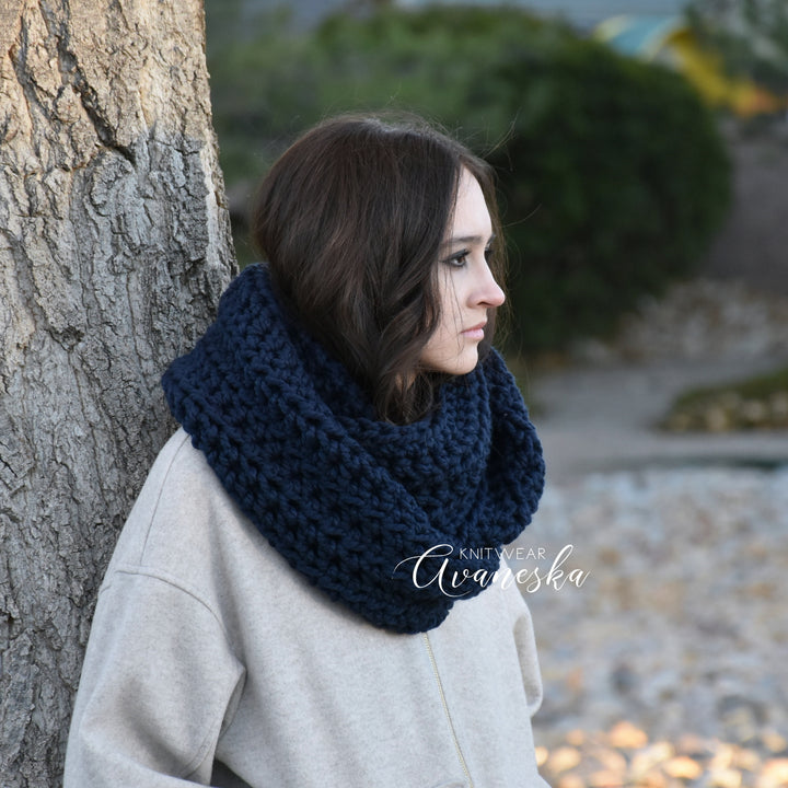 Chunky Infinity Scarf | THE ROCHESTER