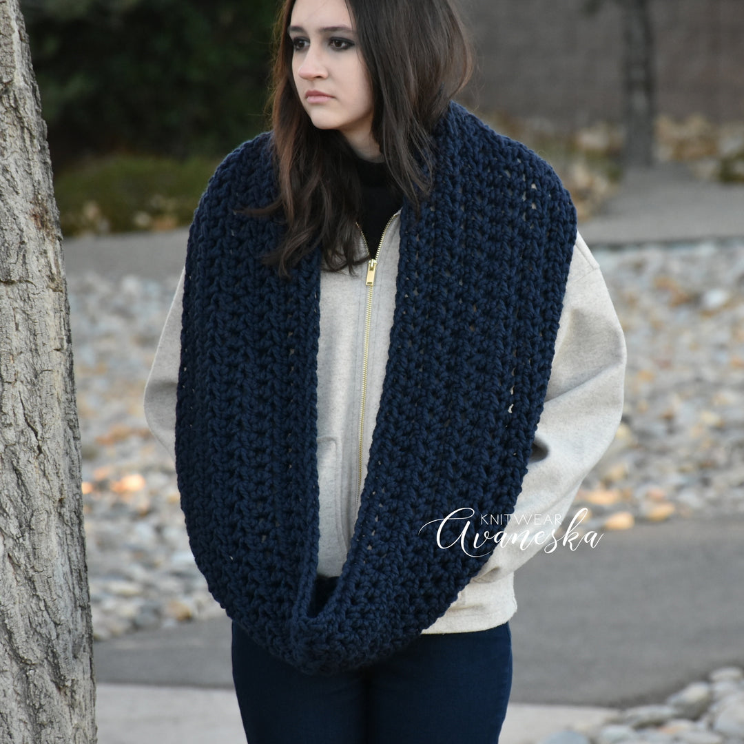 Chunky Infinity Scarf | THE ROCHESTER