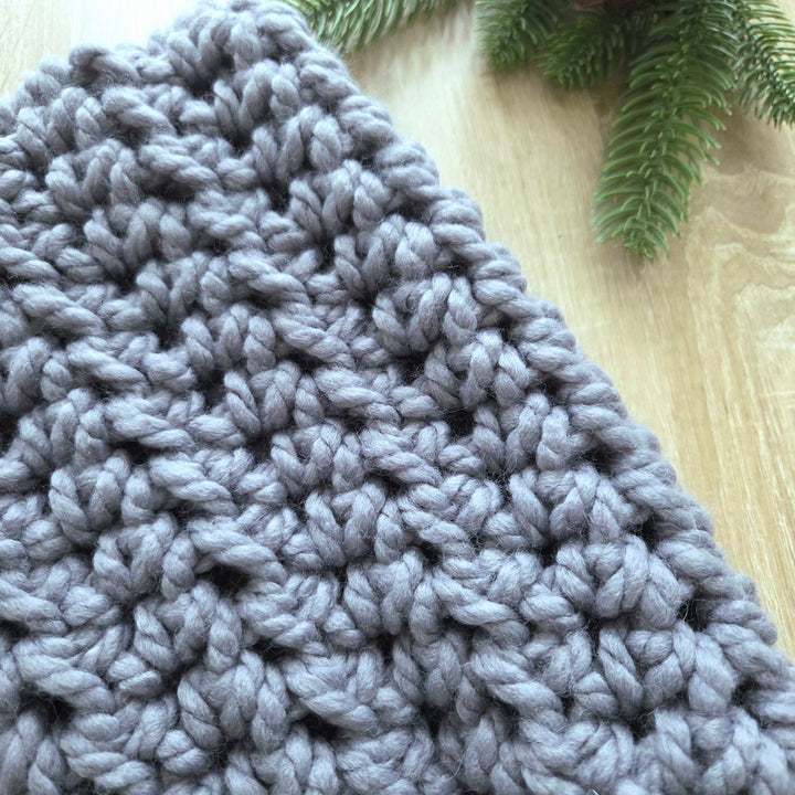 Chunky Large Hood Hat with Ties | THE YORK