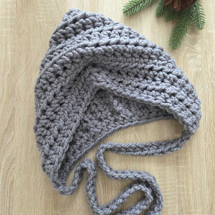 Chunky Large Hood Hat with Ties | THE YORK