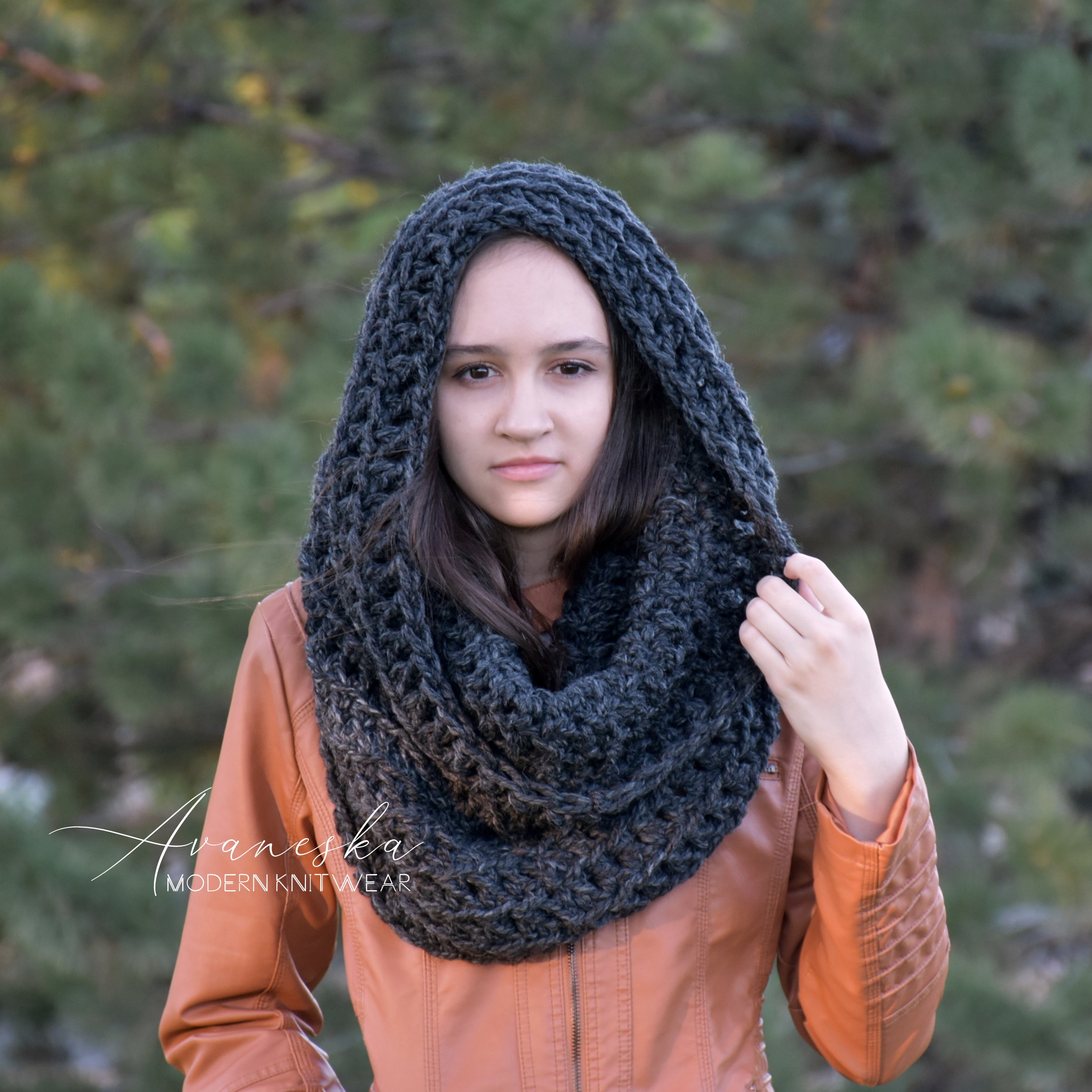 Oversized Chunky Scarf | THE MOSCOW – Avaneska Knitwear