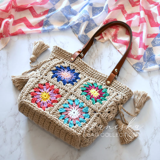 Crochet Granny Square Handbag Purse | DOROTHY – Avaneska Knitwear