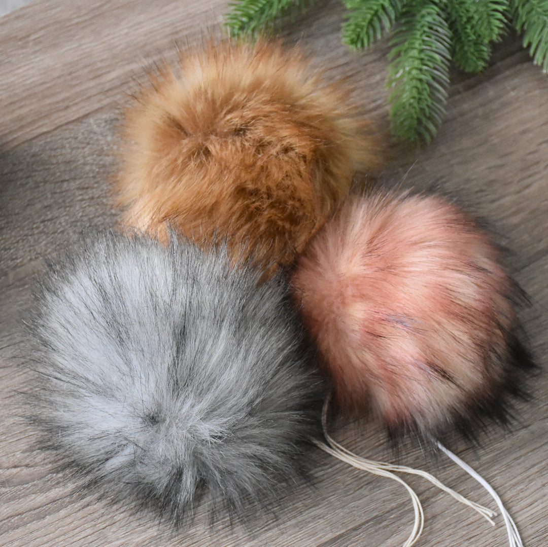 Chunky Knit Fur Pom Pom Woolen Winter Slouchy Hat | THE JASMINE