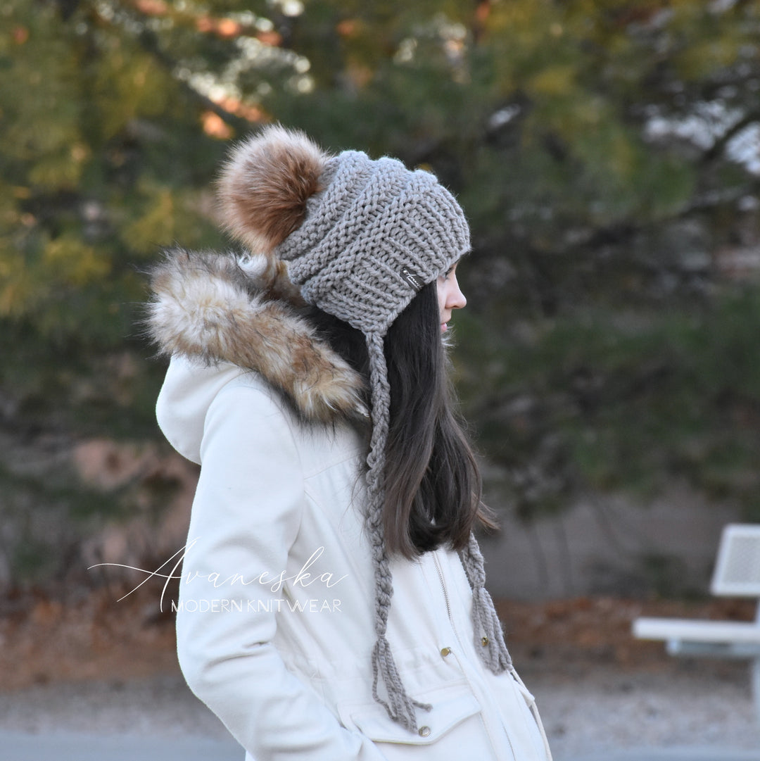 Knit Chunky Woolen Winter Bonnet Style Hat With Faux Fur Pom