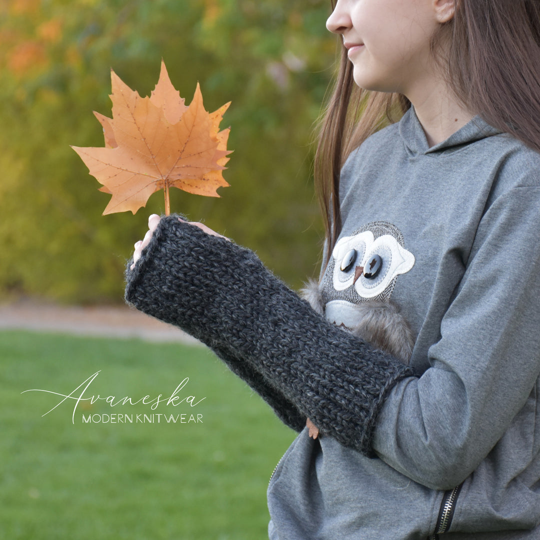 Knit Chunky Fingerless Arm Warmers Gloves | THE ATHENS