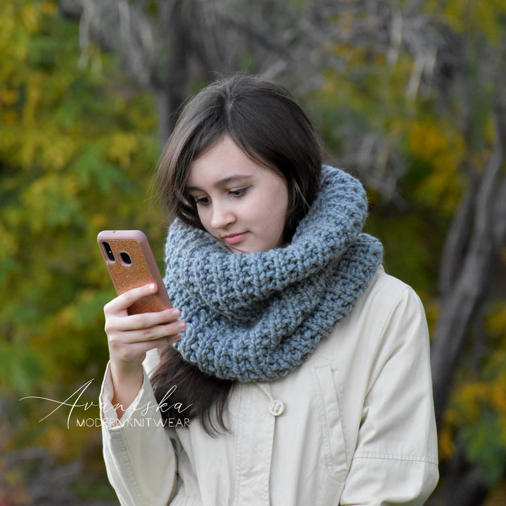 Knit Chunky Winter Woolen Neck Warmer Cowl Scarf | THE HANOVER