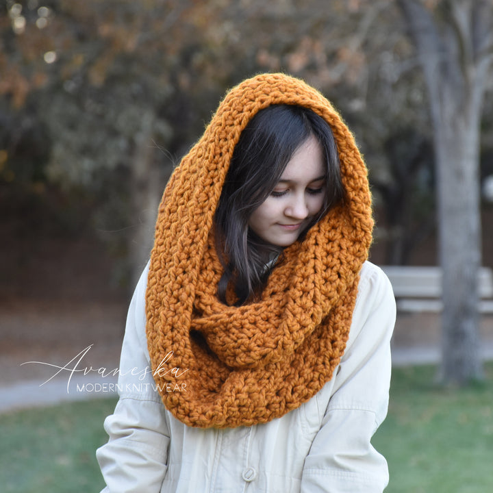 Knitted Women's Chunky Infinity Scarf | THE ROCHESTER