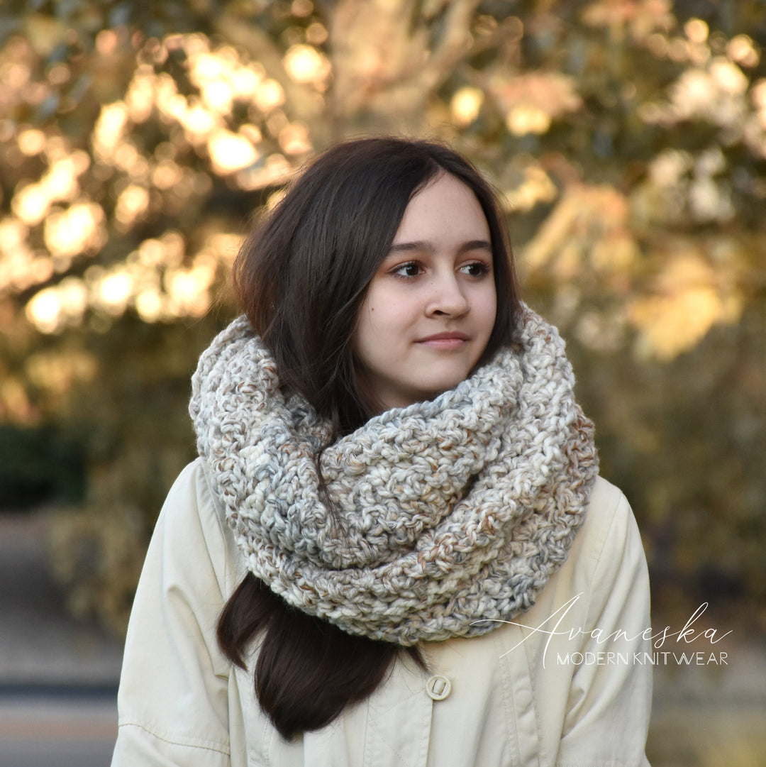 Chunky Infinity Scarf THE DUBLIN – Avaneska Knitwear
